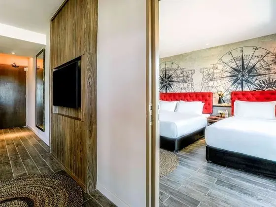 Deluxe Tek Büyük Yataklı Oda, Birden Çok Yatak