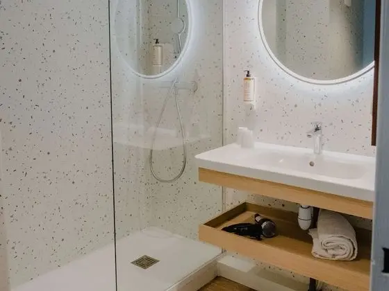 Privilege, Oda, 1 Çift Kişilik Yatak ve Çekyat