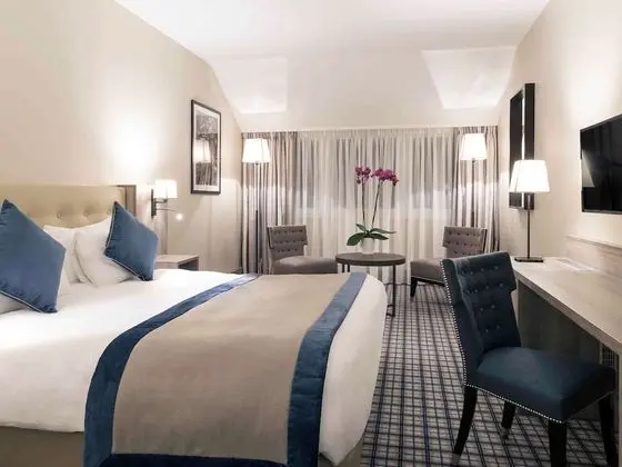Deluxe Tek Büyük Yataklı Oda, 1 Çift Kişilik Yatak, Golf Manzaralı