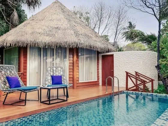 Villa (Beach Pool)