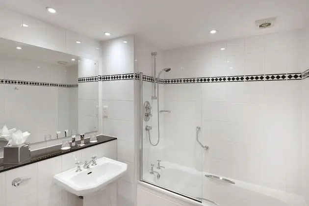 Privilege Room with 1 King Size Bed