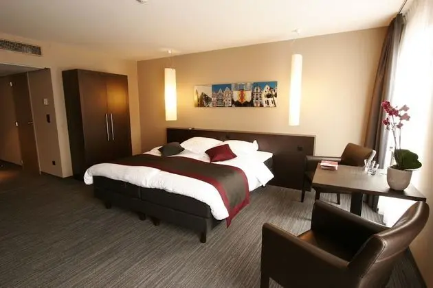 Comfort Tek Büyük Yataklı Oda