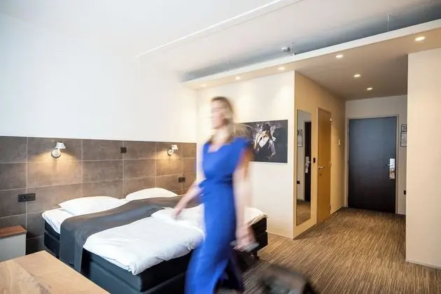 Comfort Tek Büyük Yataklı Oda