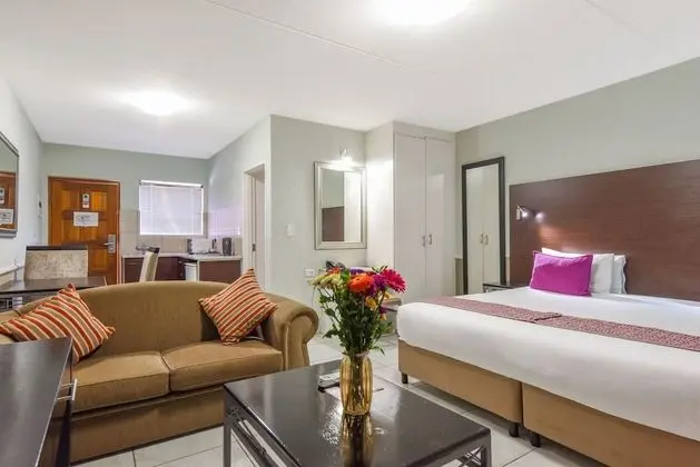 Deluxe Tek Büyük Yataklı Oda, 1 Çift Kişilik Yatak, Balkon