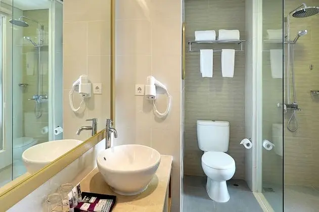 Deluxe Tek Büyük Yataklı Oda, 1 Çift Kişilik Yatak