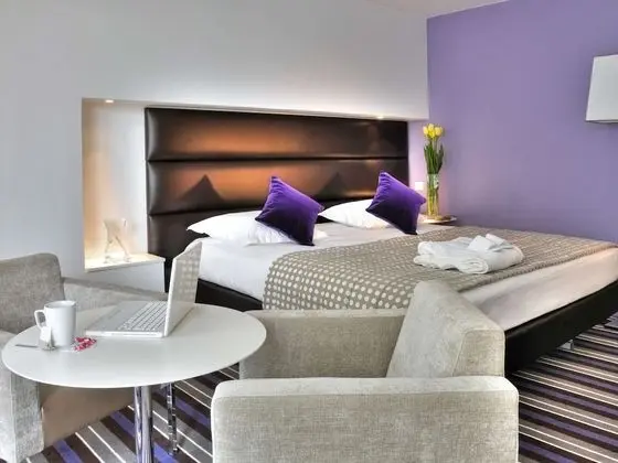 Privilege Room, garden and sea view
