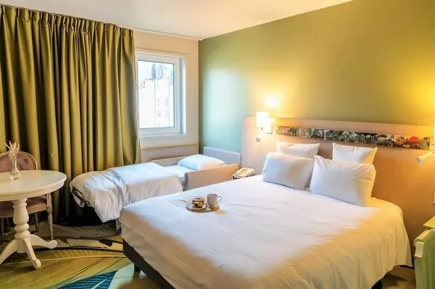 Classic Oda, 1 Çift Kişilik Yatak ve Çekyat