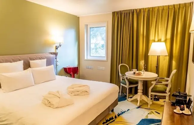 Privilege, Oda, 1 Çift Kişilik Yatak