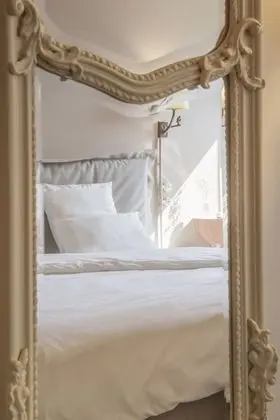 Privilege, Oda, 1 Çift Kişilik Yatak