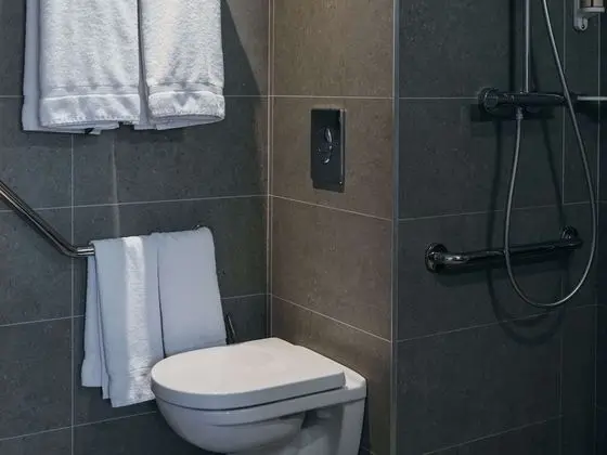 Oda, 1 Çift Kişilik Yatak, Engellilere Uygun