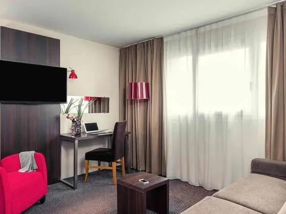 Family Oda (1 Double bed and 1 Single sofa bed)