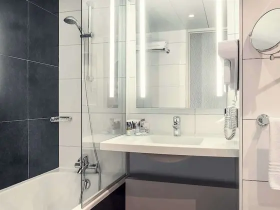 Family Oda (1 Double bed and 1 Single sofa bed)