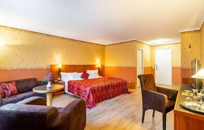 Junior Stüdyo Süit, 1 En Büyük (King) Boy Yatak, 2 Banyolu (incl. 3.50€ per room/night Energy Fee)