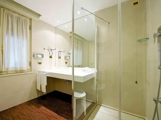Deluxe Tek Büyük Yataklı Oda, 1 Çift Kişilik Yatak