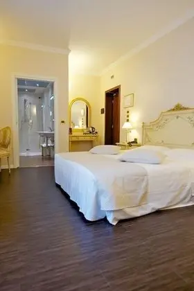 Deluxe Tek Büyük Yataklı Oda, 1 Çift Kişilik Yatak