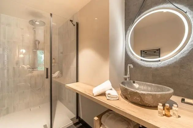 Tek Büyük Yataklı Oda, Balkon (two separate beds or double bed)