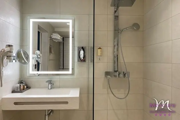 Privilege, Oda, 1 Çift Kişilik Yatak
