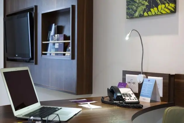 Standard Oda, 1 Büyük (Queen) Boy Yatak