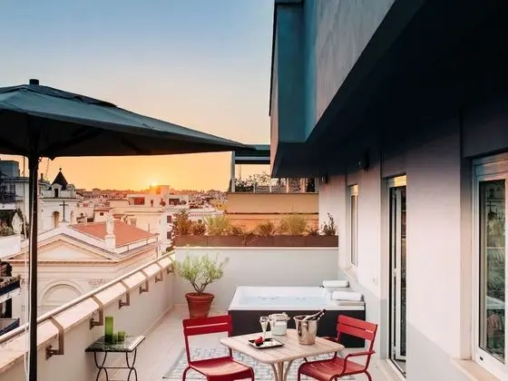 Deluxe Oda, 1 Çift Kişilik Yatak, Teras (Jacuzzi, Renovated)