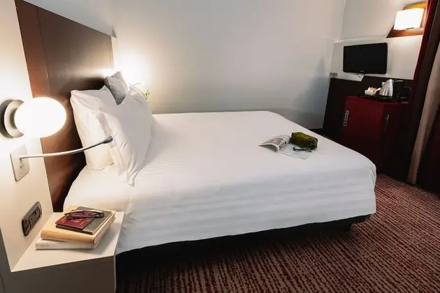 Classic Tek Büyük Yataklı Oda