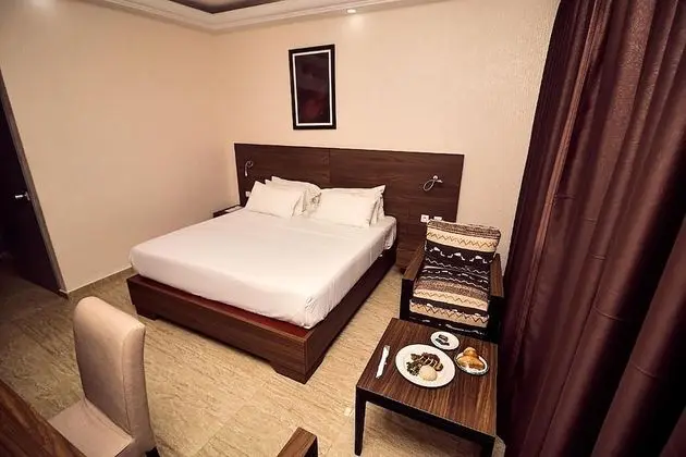 Chambre standard vue ville rénovée