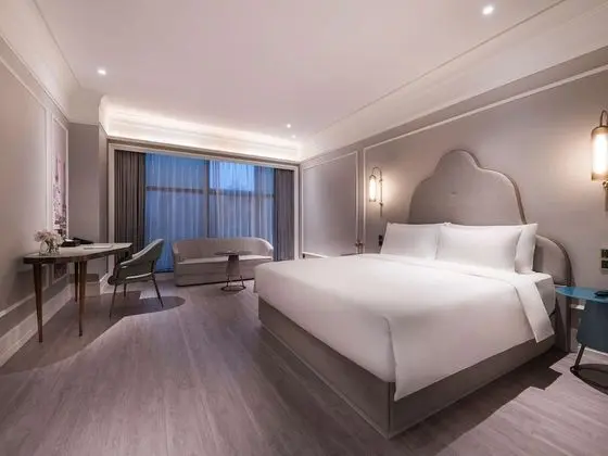 Privilege, Oda, 1 En Büyük (King) Boy Yatak