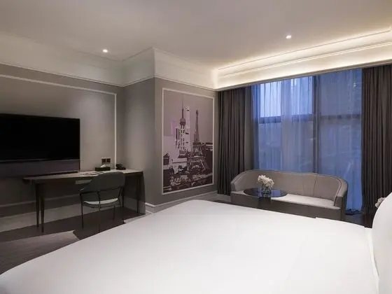 Privilege, Oda, 1 En Büyük (King) Boy Yatak