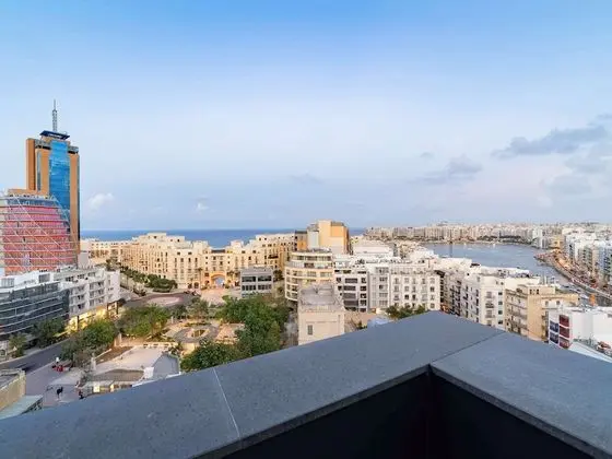 Privilege, Deluxe Tek Büyük Yataklı Oda, 1 Büyük (Queen) Boy Yatak, Balkon, Deniz Manzaralı