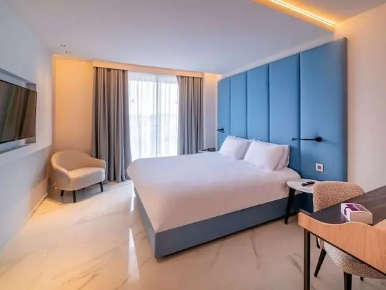 Superior Tek Büyük Yataklı Oda, 1 Büyük (Queen) Boy Yatak, Balkon, Deniz Manzaralı