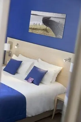Classic Tek Büyük Yataklı Oda, 1 Çift Kişilik Yatak, Kısmi Deniz Manzaralı