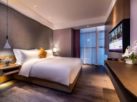 Privilege, Oda, 1 En Büyük (King) Boy Yatak