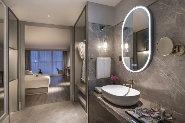 Privilege, Oda, 1 En Büyük (King) Boy Yatak