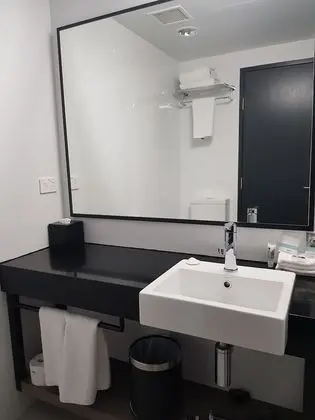 Standard Oda, 1 En Büyük (King) Boy Yatak