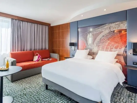 Family Oda, 1 Çift Kişilik Yatak ve Çekyat