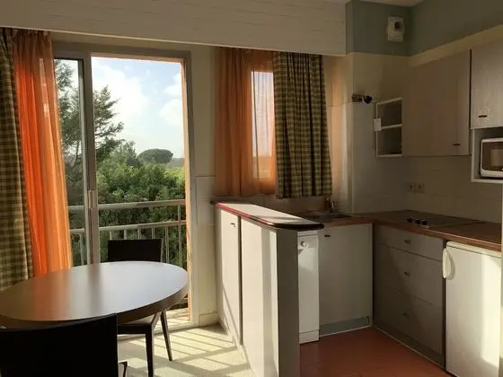 Standard Apart Daire, 1 Çift Kişilik Yatak ve Çekyat, Küçük Mutfak
