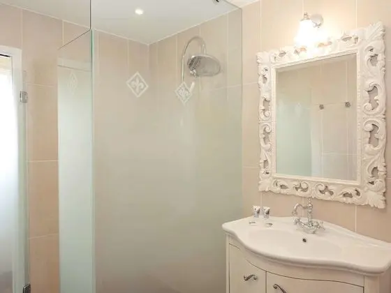 Classic Oda, 1 Çift Kişilik Yatak