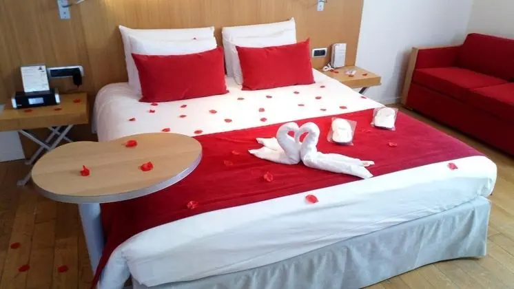 Privilege, Superior Tek Büyük Yataklı Oda, 1 Çift Kişilik Yatak ve Çekyat