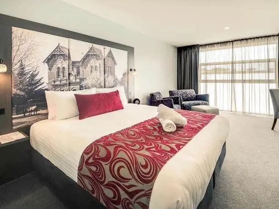 Privilege, Oda, 1 En Büyük (King) Boy Yatak
