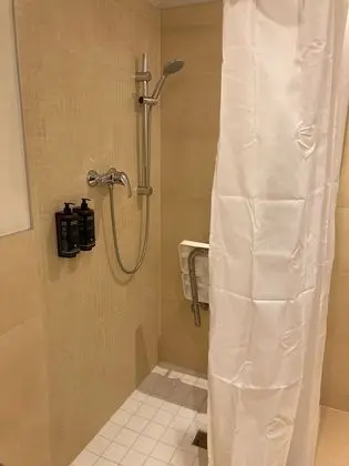 Standard Oda, 1 Çift Kişilik Yatak ve Çekyat, Engellilere Uygun