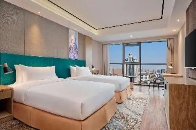 SUITE