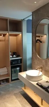 Privilege, Oda, 1 En Büyük (King) Boy Yatak