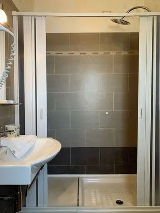 Üç Kişilik Oda, Balkon, Deniz Manzaralı