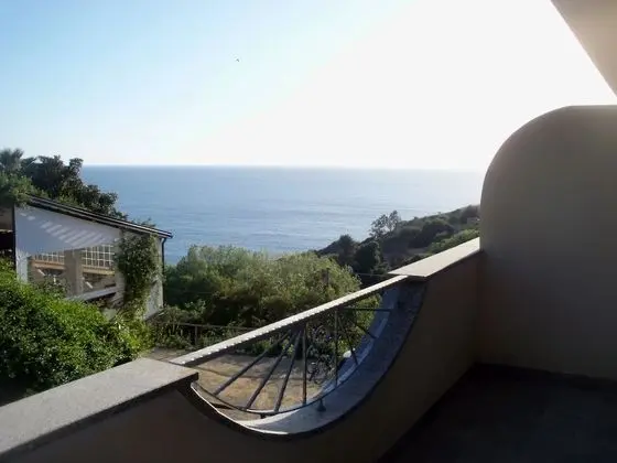 Üç Kişilik Oda, Balkon, Deniz Manzaralı