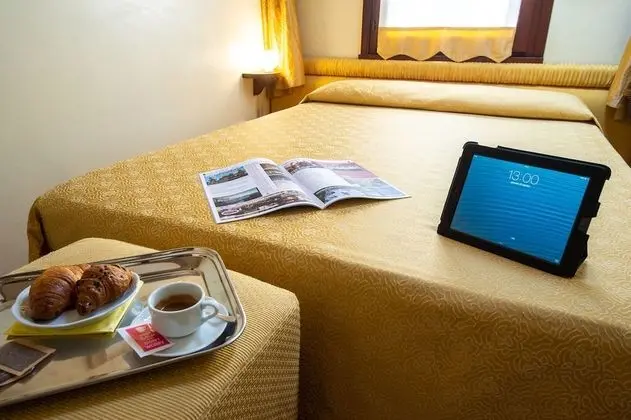 Economy Tek Büyük Yataklı Oda