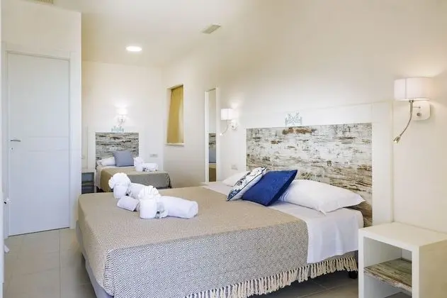 Deluxe Triple Room Sea View