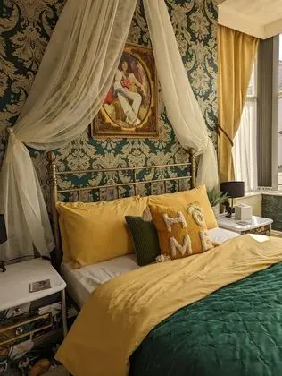 Superior Süit, Banyolu/Duşlu ( Double Bed)