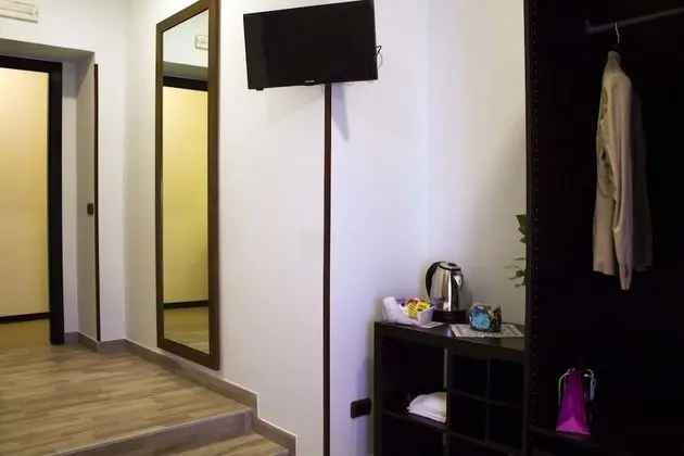 Design Tek Büyük Yataklı Oda, Balkon