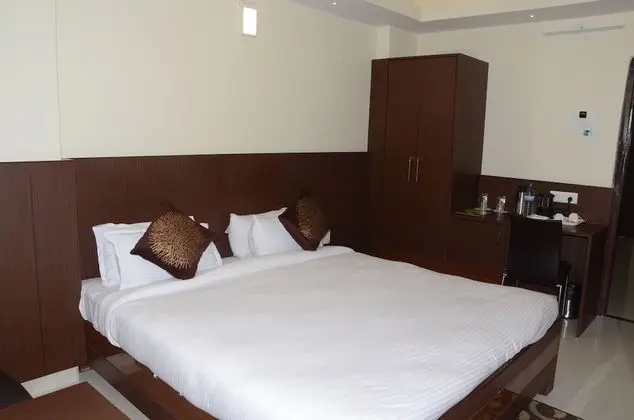Deluxe Tek Büyük veya İki Ayrı Yataklı Oda, Sigara İçilebilir