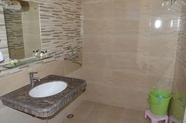 Deluxe Tek Büyük veya İki Ayrı Yataklı Oda, Sigara İçilebilir