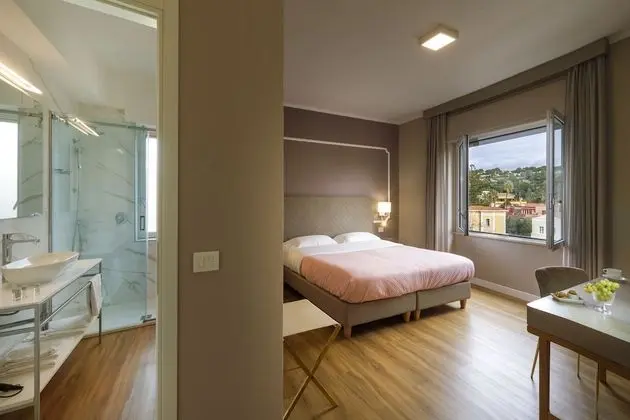 Tek Büyük Yataklı Oda